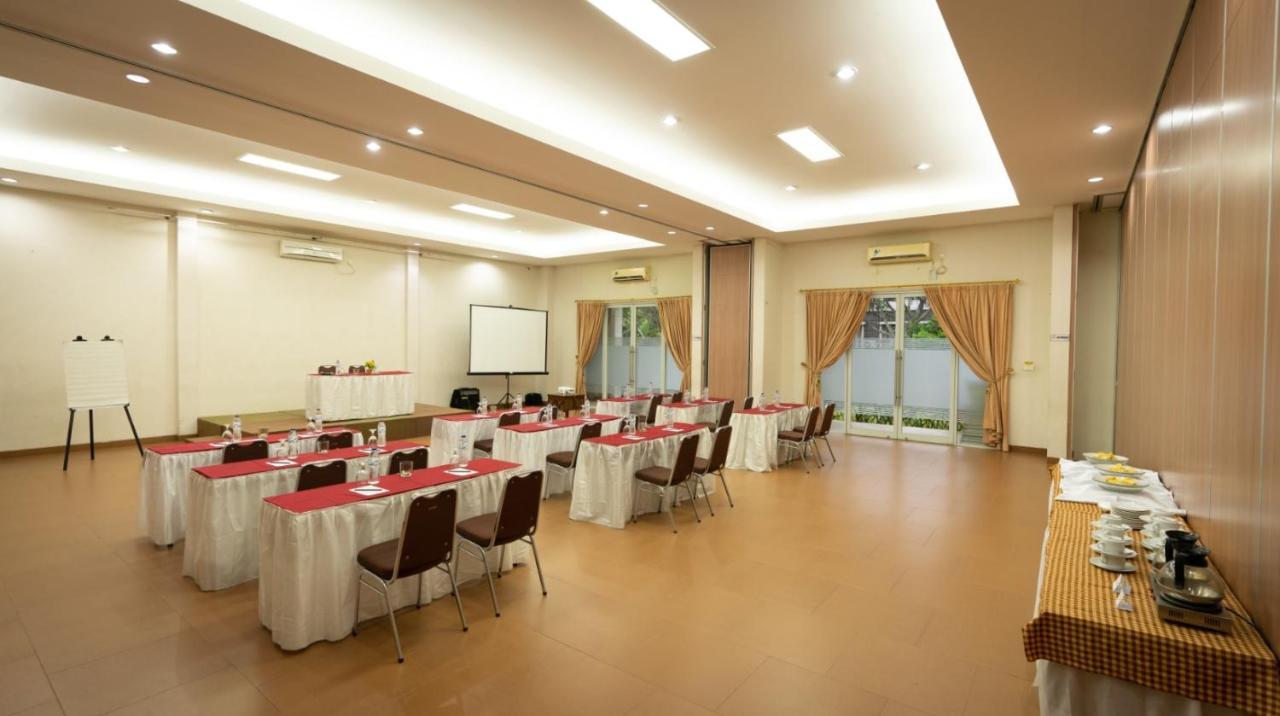 Hotel Nite & Day Mdc Puncak - Gadog Bogor Exteriér fotografie